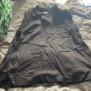 Black Sleeveless Blouse Crown and Ivy